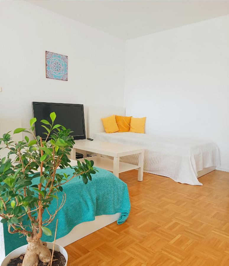 ביטגהיים - ביסינגן Sonniges 2-Zimmer-Gartenapartment מראה חיצוני תמונה